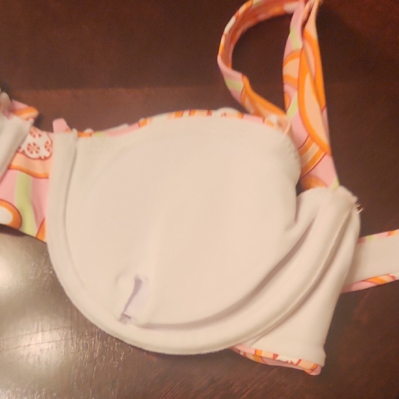 Pink Orange Patterned Ruffle Bikini Set - Picture 13 of 14